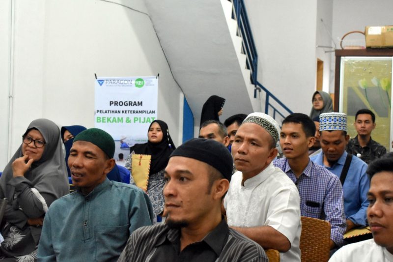 4 Bekam dan Pijat