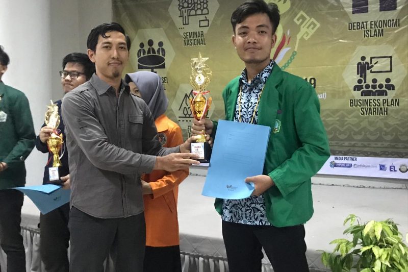2 Beasiswa IZI Fawwaz