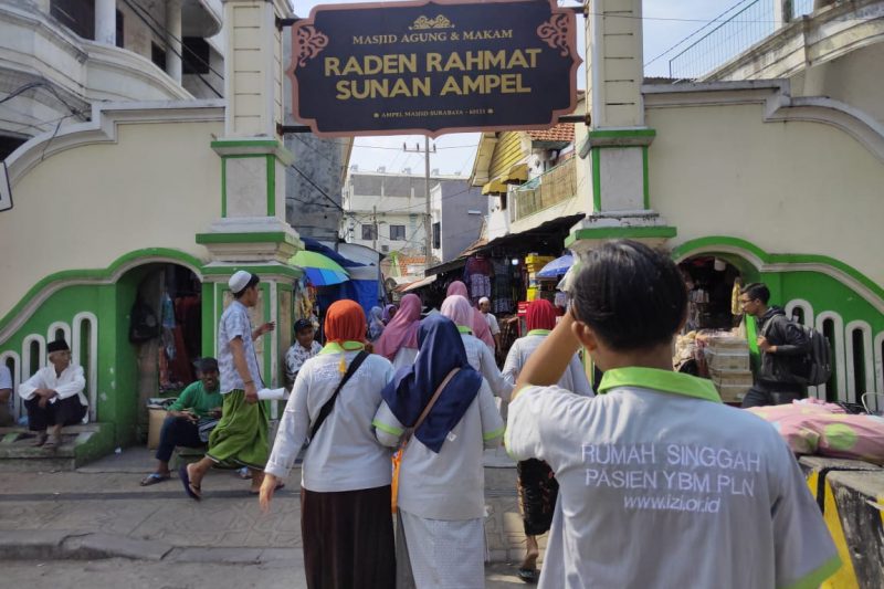 Ziarah Sunan Ampel