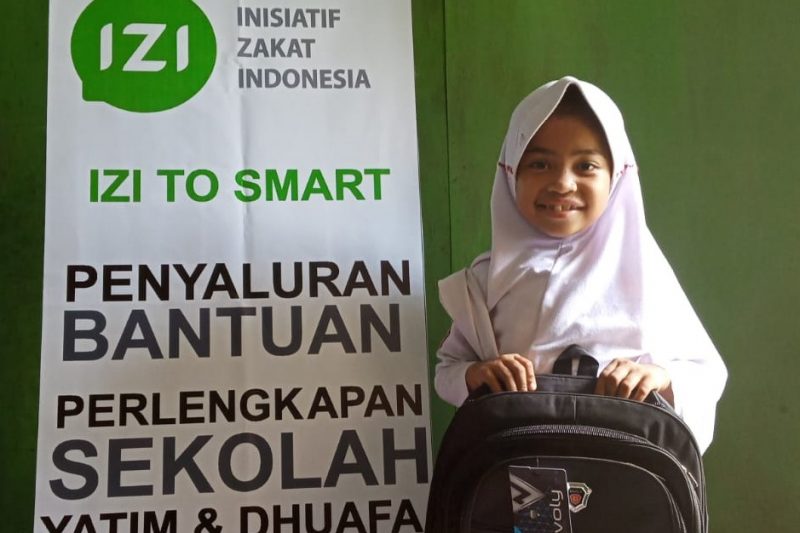 Perlengkapan sekolah IZI