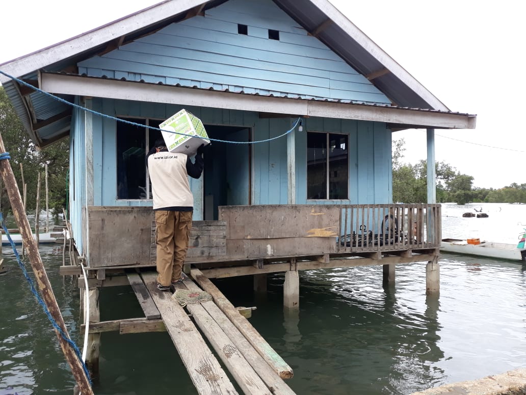 gotong royong zakat bagi warga pesisir nambo