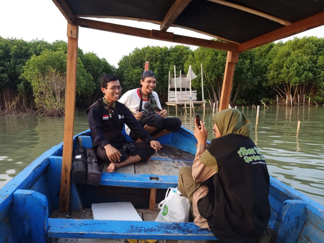 IZI ke Desa TErdampak Banjir Rob