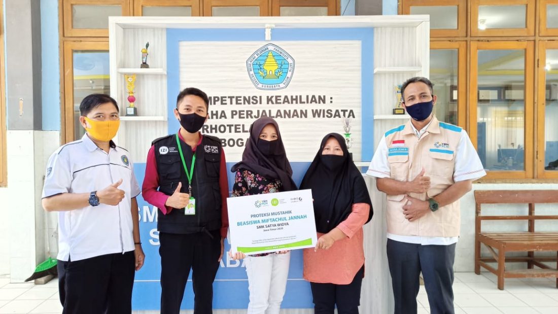 Tebus ijazah siswi perhotelan