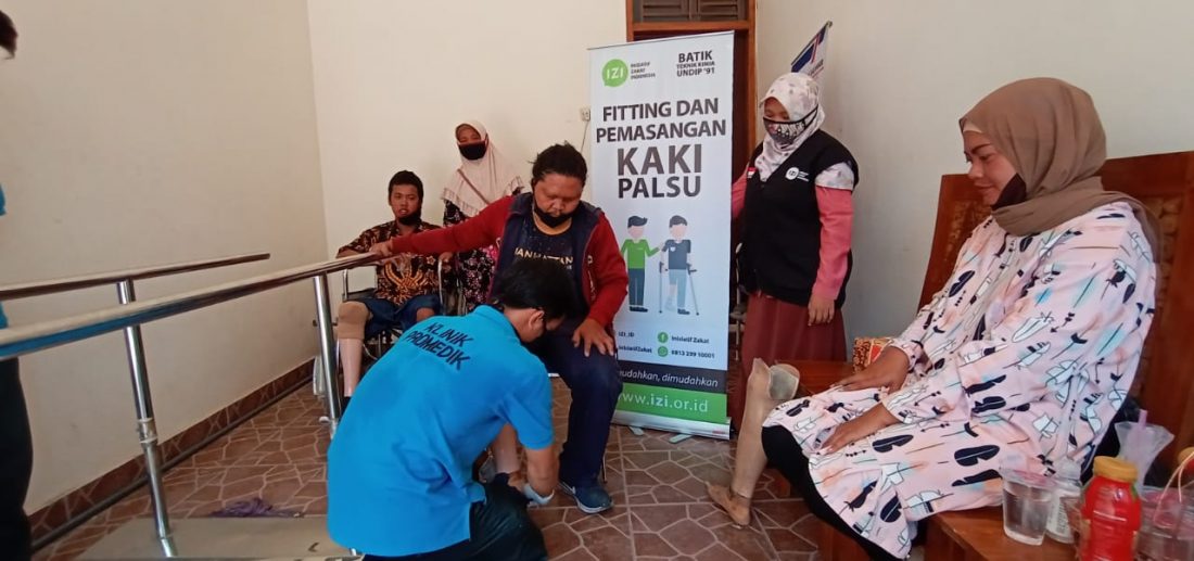 UNDIP Kaki Palsu
