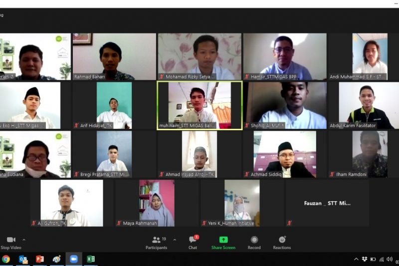 wisuda berbasis online