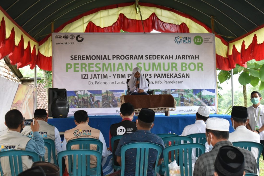 IZI Jatim dan YBM PLN gotong royong membangun sumur bor untuk para santri Ponpes Tahfidz Al Ma'ruf (Dok. IZI)